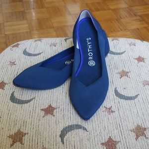 ROTHY'S Pointed-toe flats in blue - SZ 10.5